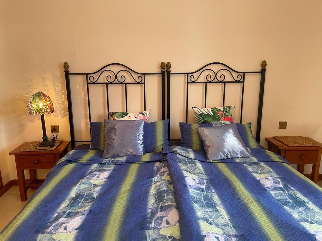 The White Dragos With Ocean View - Ac - Private Pool Apartment Tias Bagian luar foto